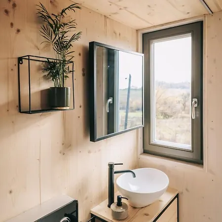 Tiny House Na řehenickém Dvorku * Rehenice